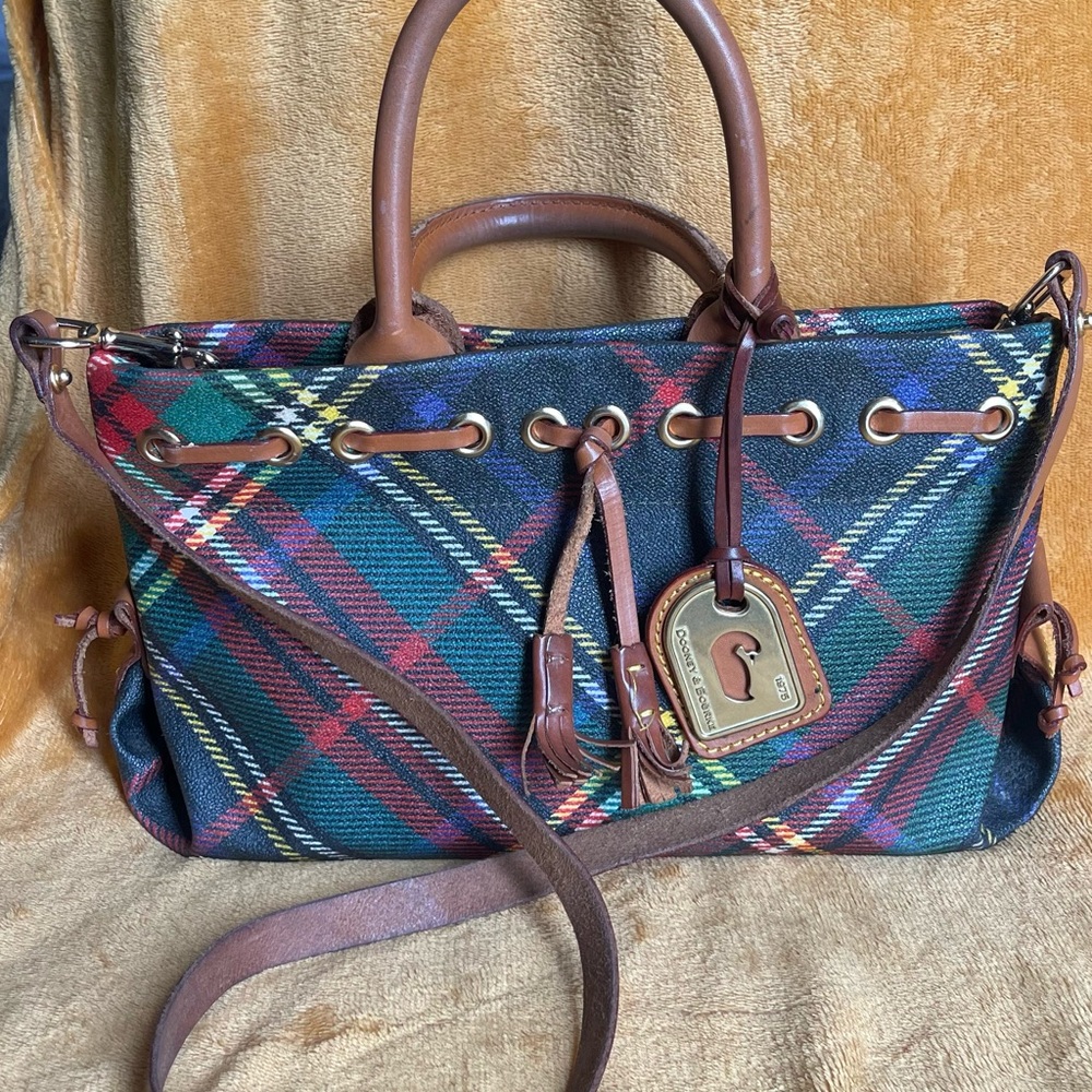 Dooney & Bourke Multicolor Plaid Women's Handbag